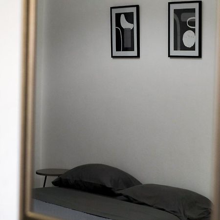 Pink Sand Sea Apartment Adelianósz Kámbosz Kültér fotó